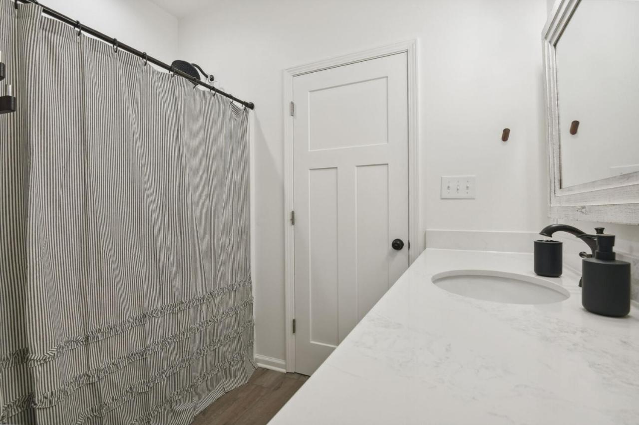 Vacation Rental In Old Town Bay St Louis Unit A Hébergement de vacances *